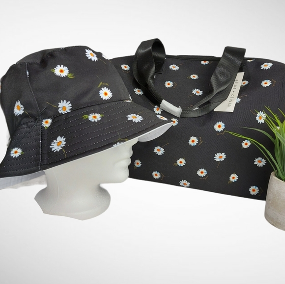 Alice + Olivia Handbags - Alice + Olivia NWT Daisy Bucket Hat & Duffle Bag